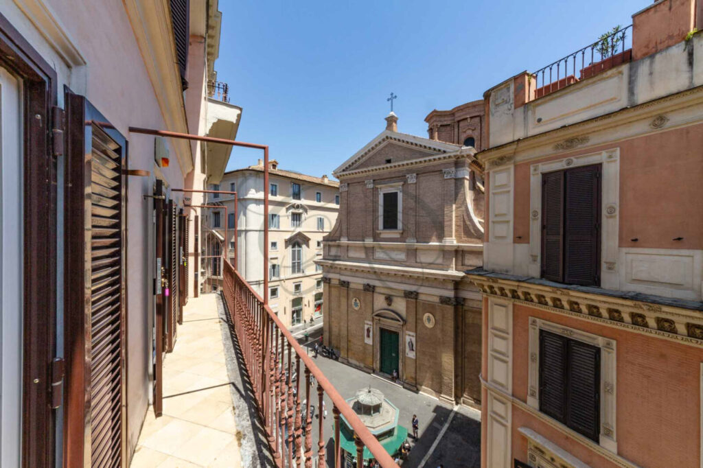 Spanish Steps Apartment for Rent