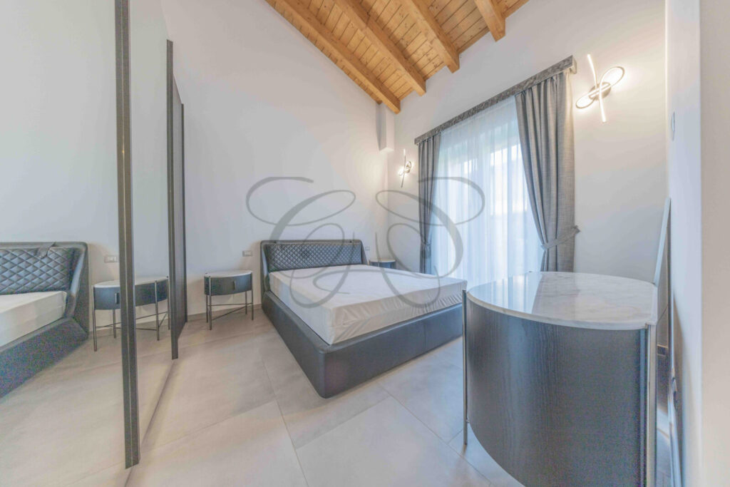 brand new villa rome marino