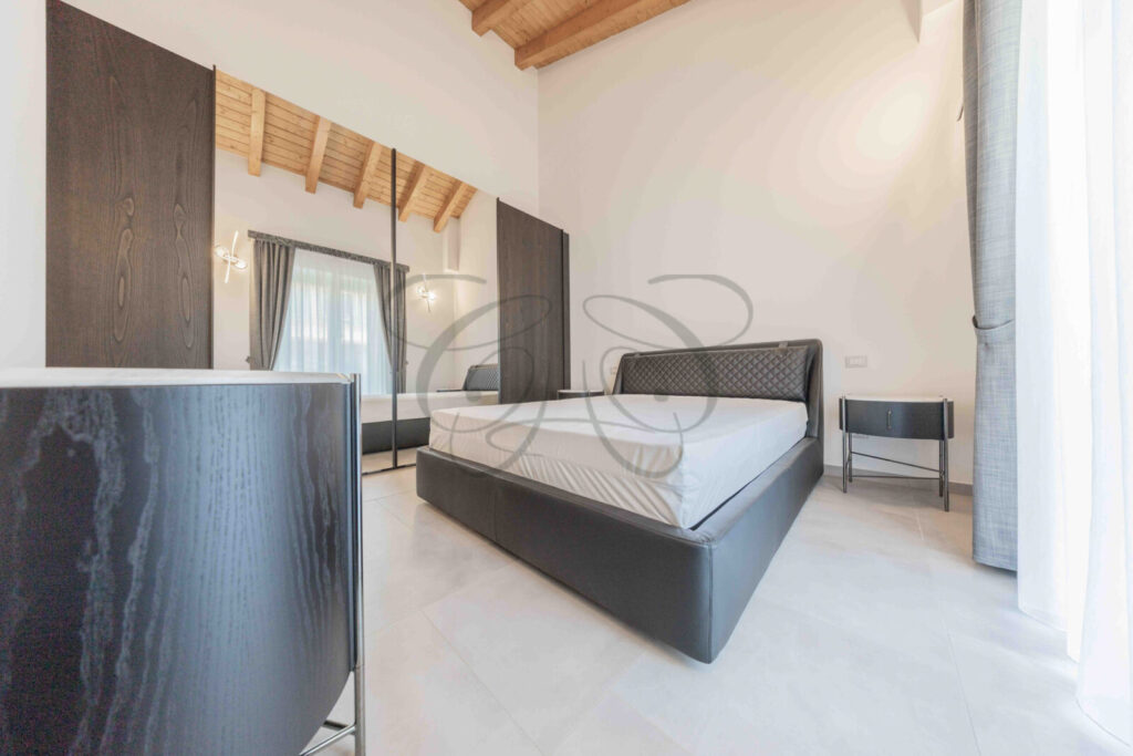 brand new villa rome marino