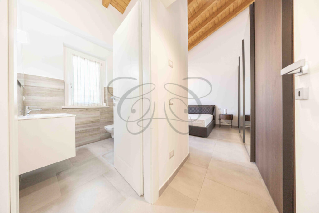 brand new villa rome marino
