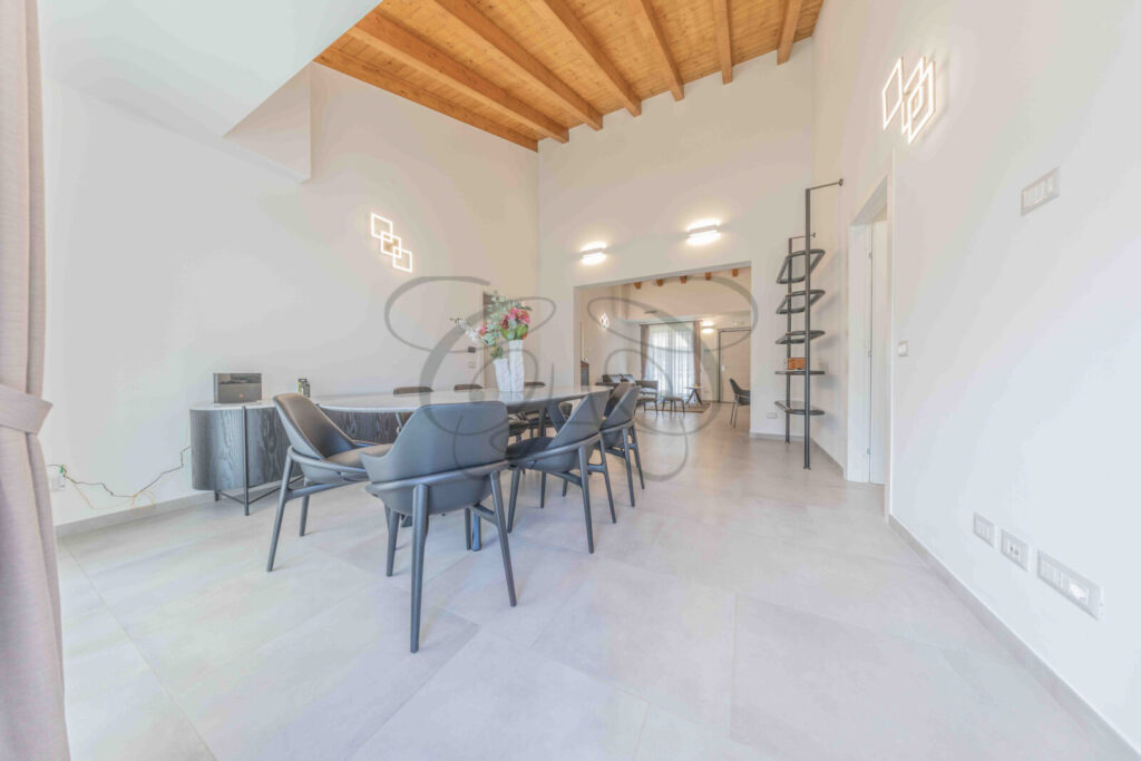 brand new villa rome marino