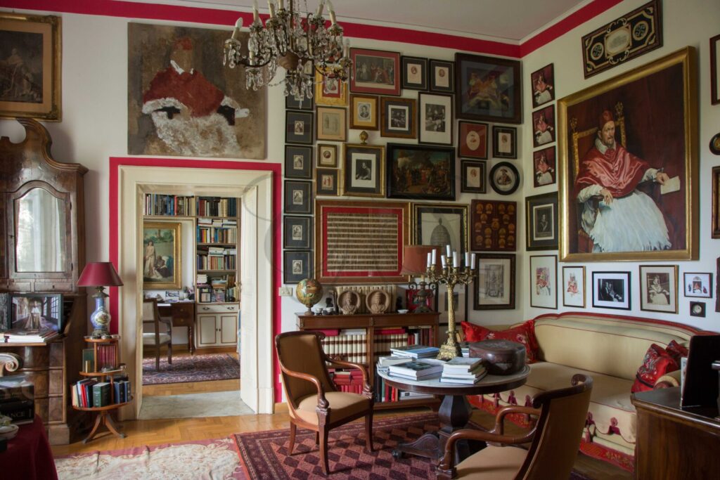 attico roma piazza navona, living, divani, interni di lusso, venduto da Class & Country Homes