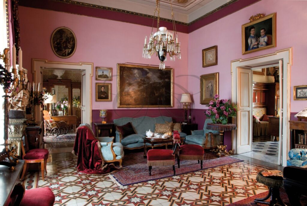 attico roma piazza navona, affreschi, quadri, lusso, venduto da Class & Country Homes