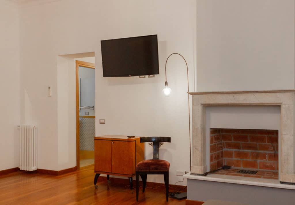 Apartment for Rent Spanish Steps – Elegant Renovated Apartment via del Babuino - Class & Country Homes