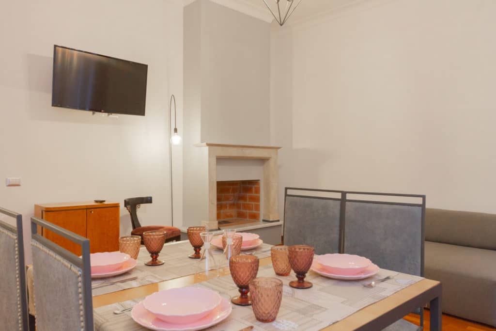Apartment for Rent Spanish Steps – Elegant Renovated Apartment via del Babuino - Class & Country Homes