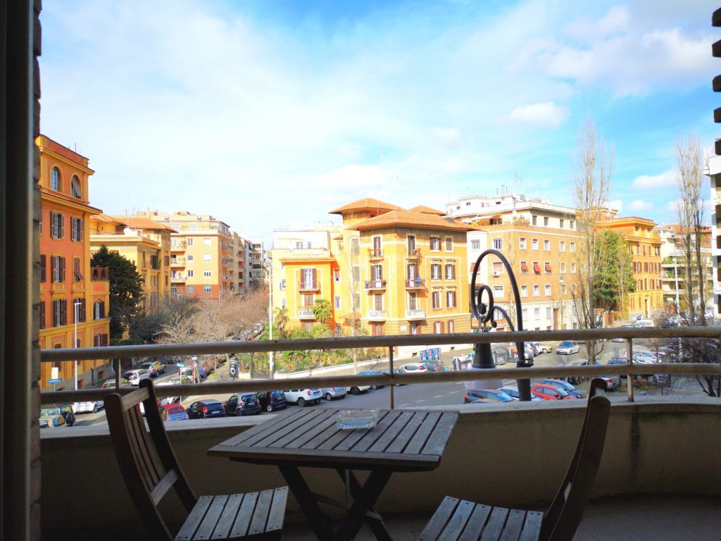 viale carso casa con balconi in vendita