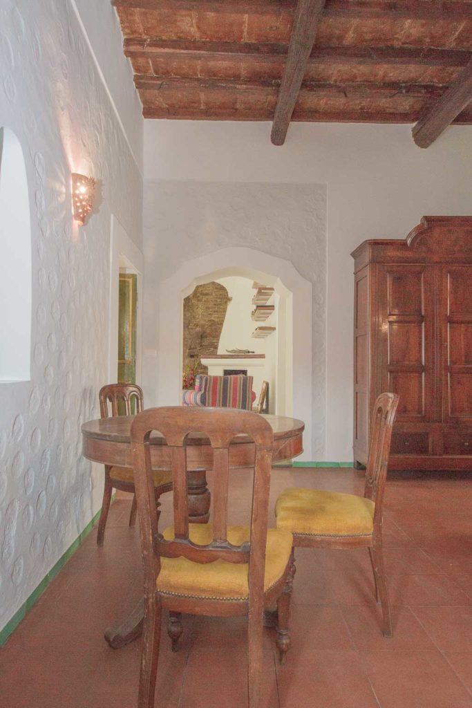 Apartment for Rent Spanish Steps Rome: Renovated and Furnished with three Bedrooms - Class & Country Homes