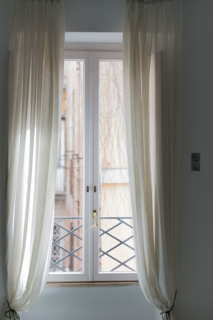 Apartment for Rent Spanish Steps Rome: Renovated and Furnished with three Bedrooms - Class & Country Homes