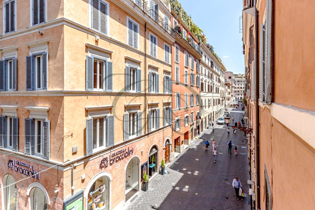 Rome Spanish Steps Apartment