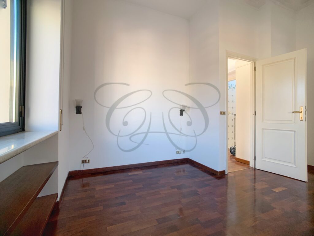 penthouse for rent in rome