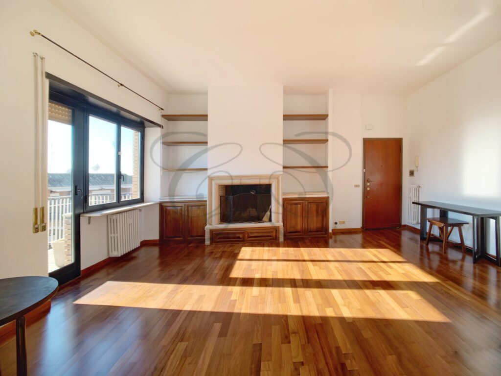 penthouse for rent in rome