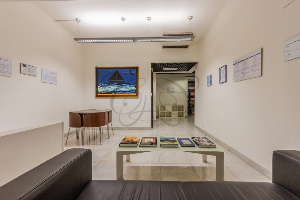 Area break per dipendenti, ufficio in affitto EUR - Class & Country Homes.