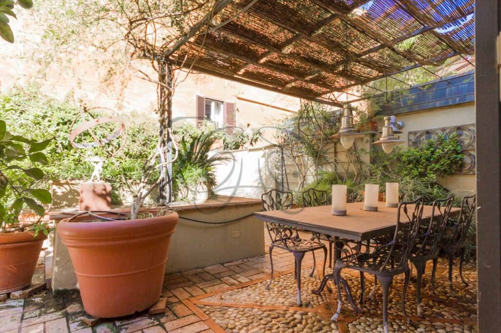 Apartment for Sale Rome Center with Terrace