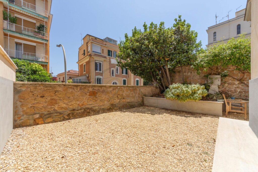apartment for rent rome italy with garden