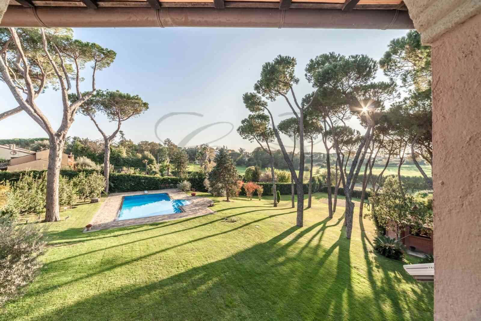 Italian Luxury Villas for Sale: Magnificent Residence in Rome
