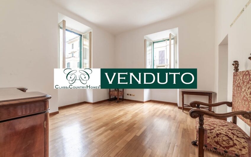 Rome Spanish Steps Apartment Jewel Flat for Sale in Historic Center