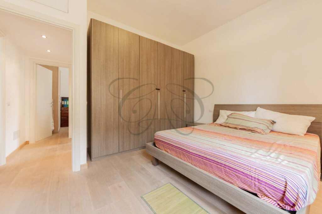 vendita appartamento monteverde, camera da letto, armadi a muro, affittato da Class & Country Homes