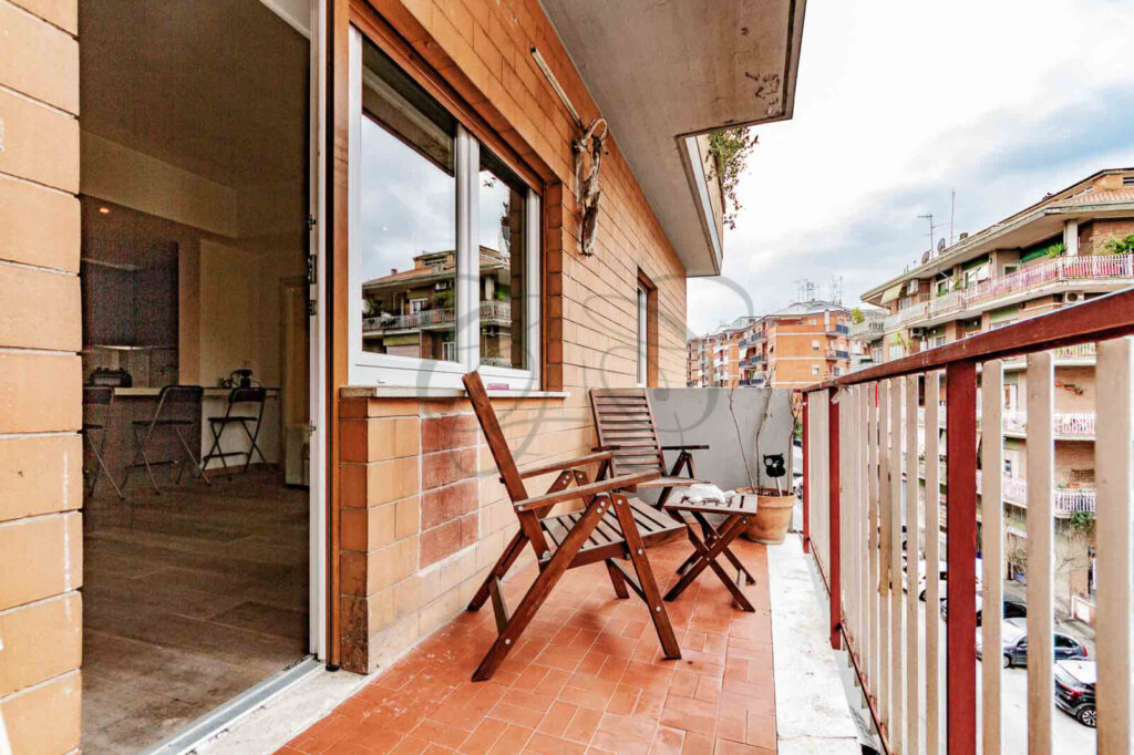vendita appartamento monteverde, camera da letto, balcone, zona servizio, affittato da Class & Country Homes