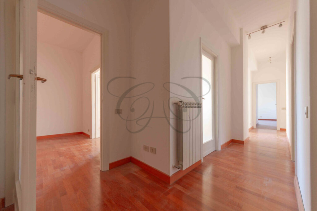 Rent Rome International Schools