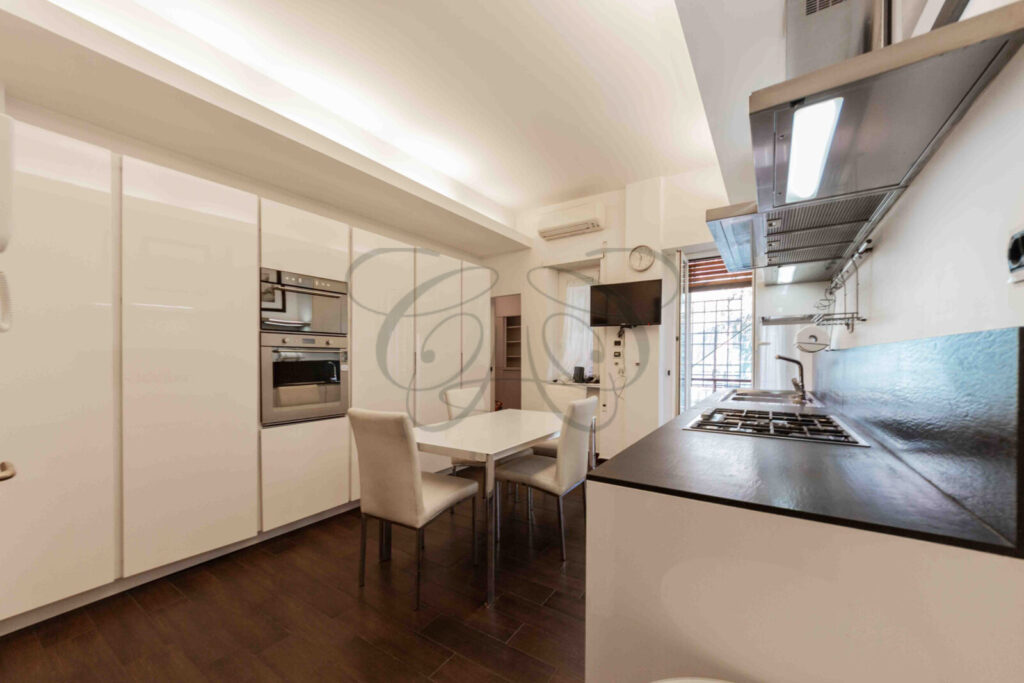 Rent in Rome with Terrace