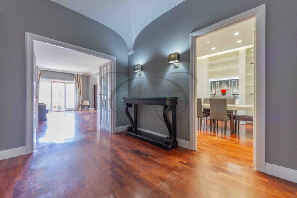 Rent in Rome with Terrace
