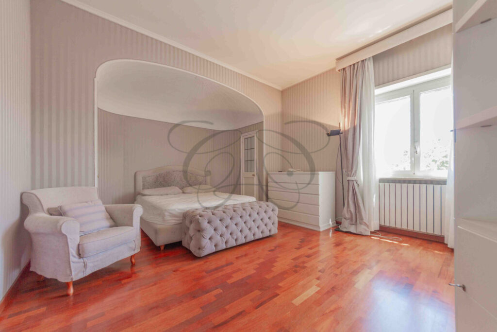 Rent in Rome with Terrace