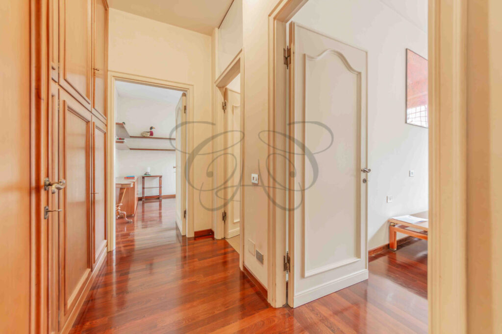 Apartments with Terrace in Rome
