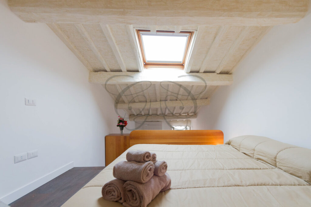 Elegant Apartment Rental in Historic Borgo Pio