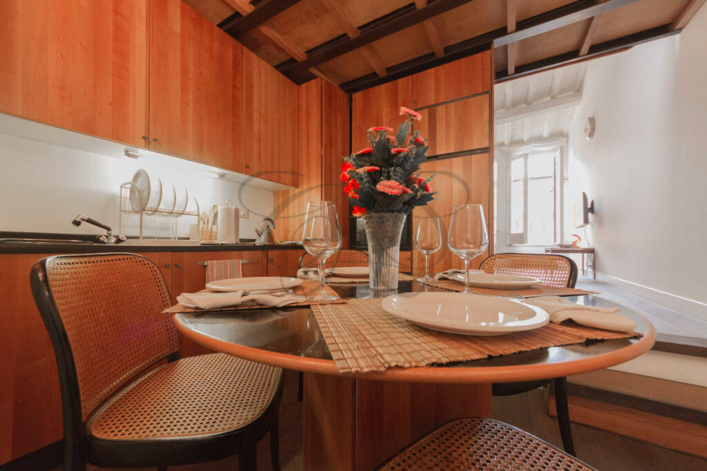 Elegant Apartment Rental in Historic Borgo Pio
