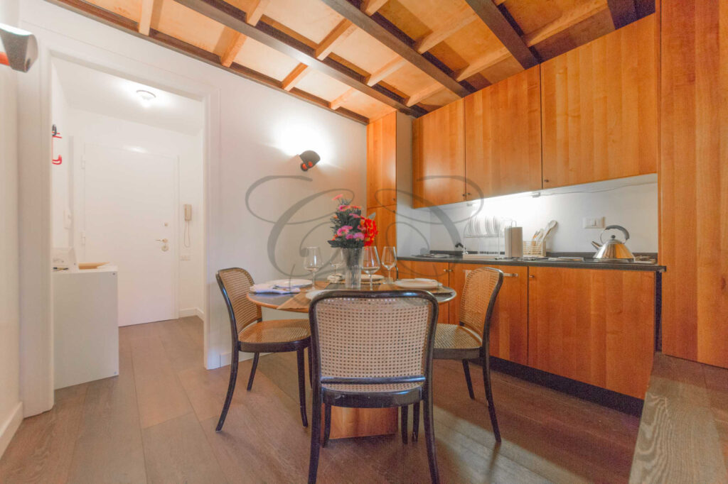 Elegant Apartment Rental in Historic Borgo Pio