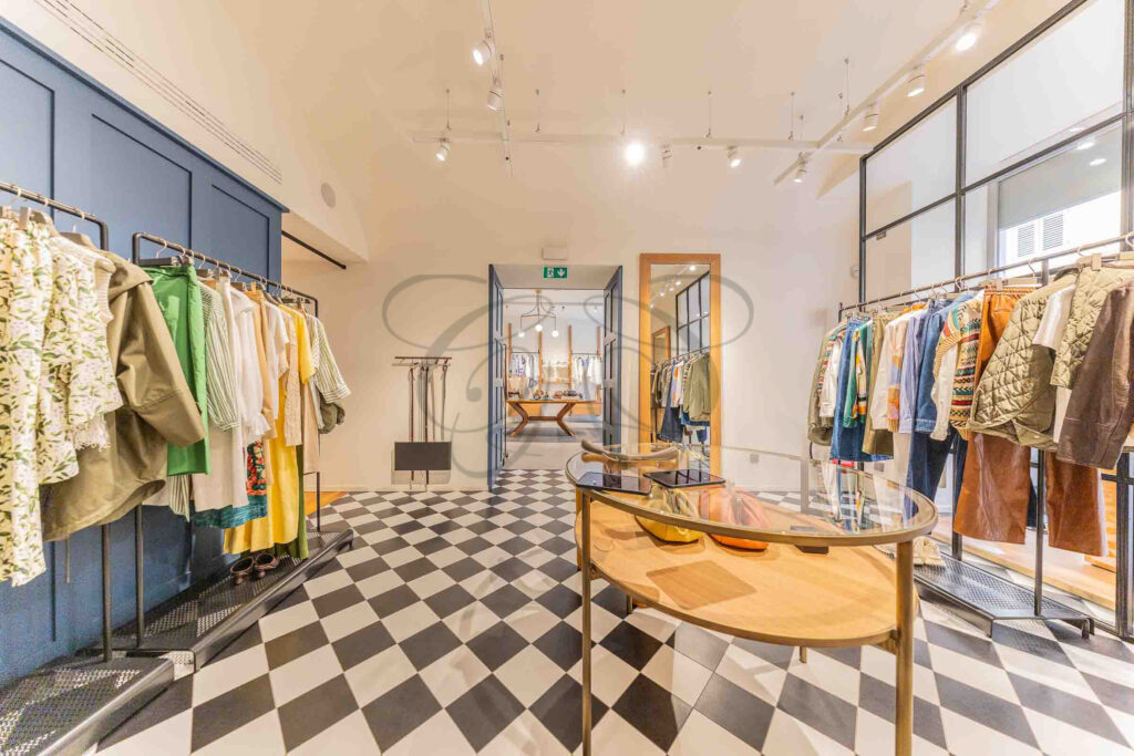 An image representing a commercial property in Rome with a blue-chip tenant, a secure investment by Class & Country Homes.